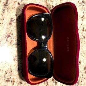 Gucci Shades 🕶